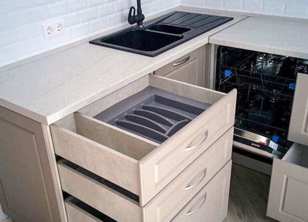 Угловая кухня Эстер 1,4х2,9 м